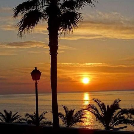 Sunny Breeze Apartment Мохакар Екстериор снимка