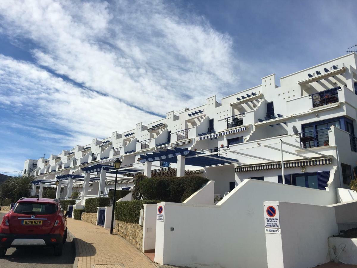 Sunny Breeze Apartment Мохакар Екстериор снимка