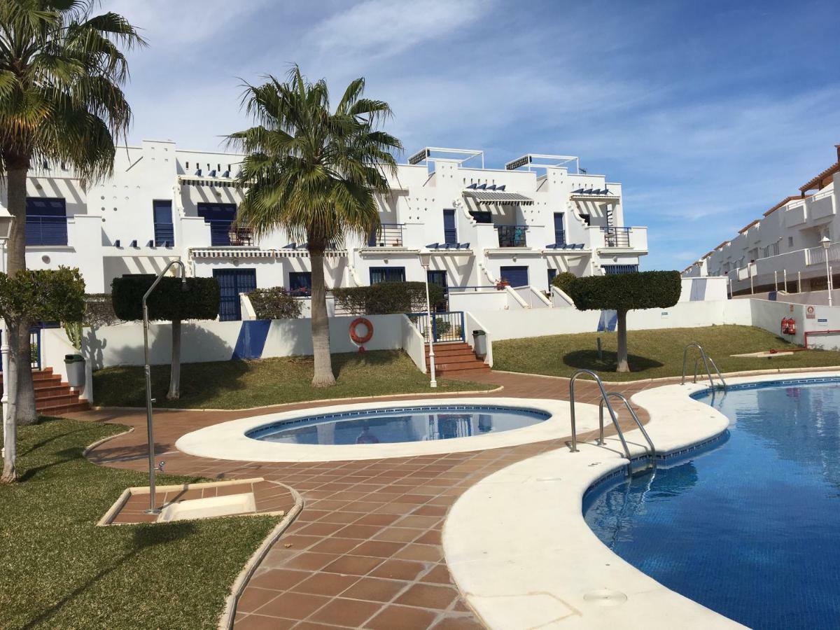 Sunny Breeze Apartment Мохакар Екстериор снимка